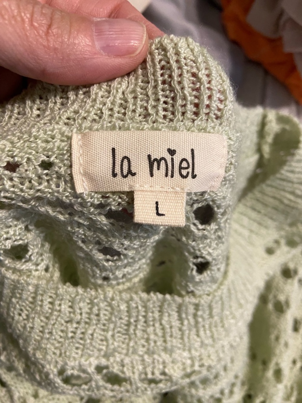 LA MIEL Light Green Open-Weave Crewneck Sweater - Picture 4 of 6